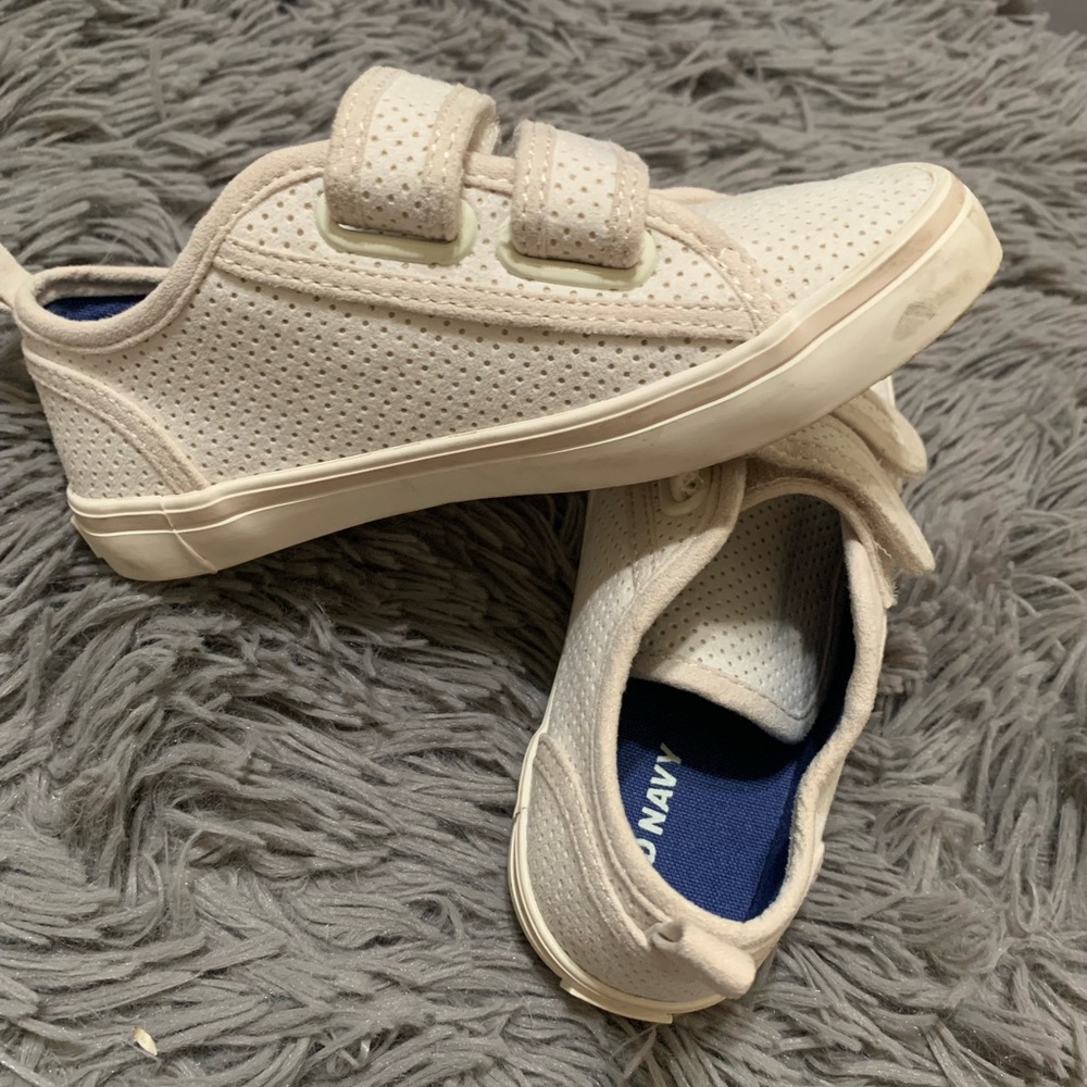Toddler shoes